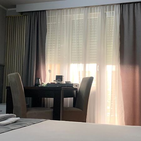 Apartman Daca Podgorica Exterior foto